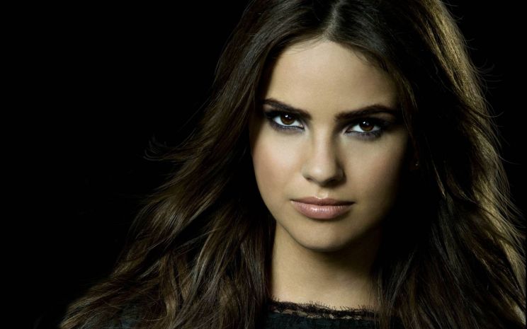 Shelley Hennig