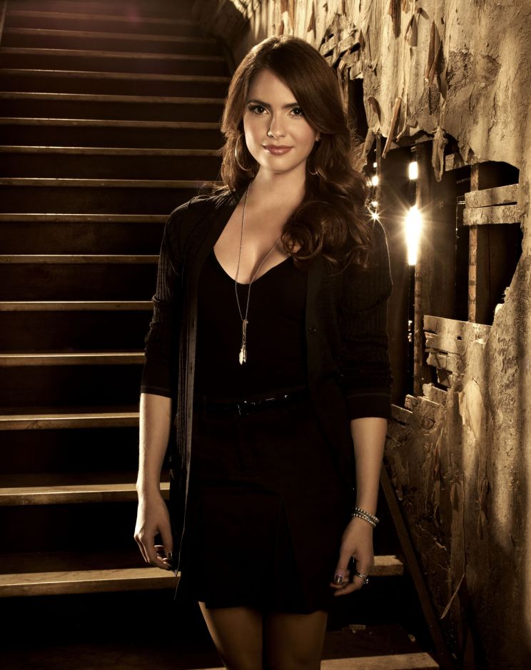 Shelley Hennig