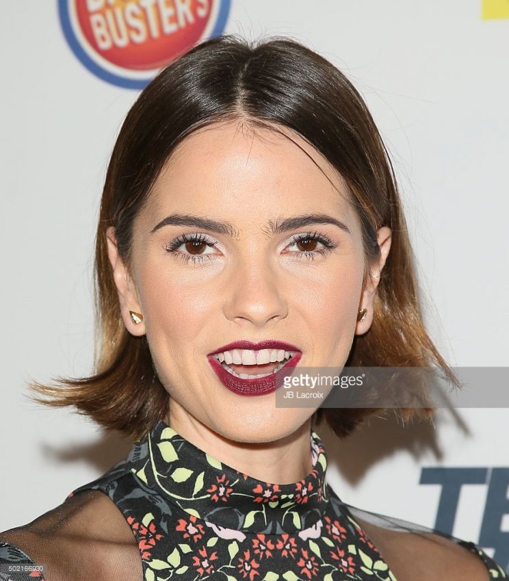 Shelley Hennig