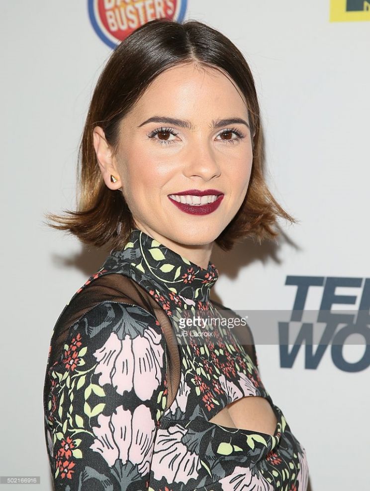 Shelley Hennig