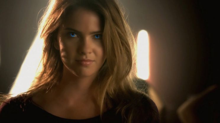 Shelley Hennig