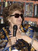 Shelley Winters photo