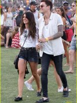 Shenae Grimes-Beech