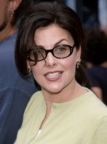 Sherilyn Fenn