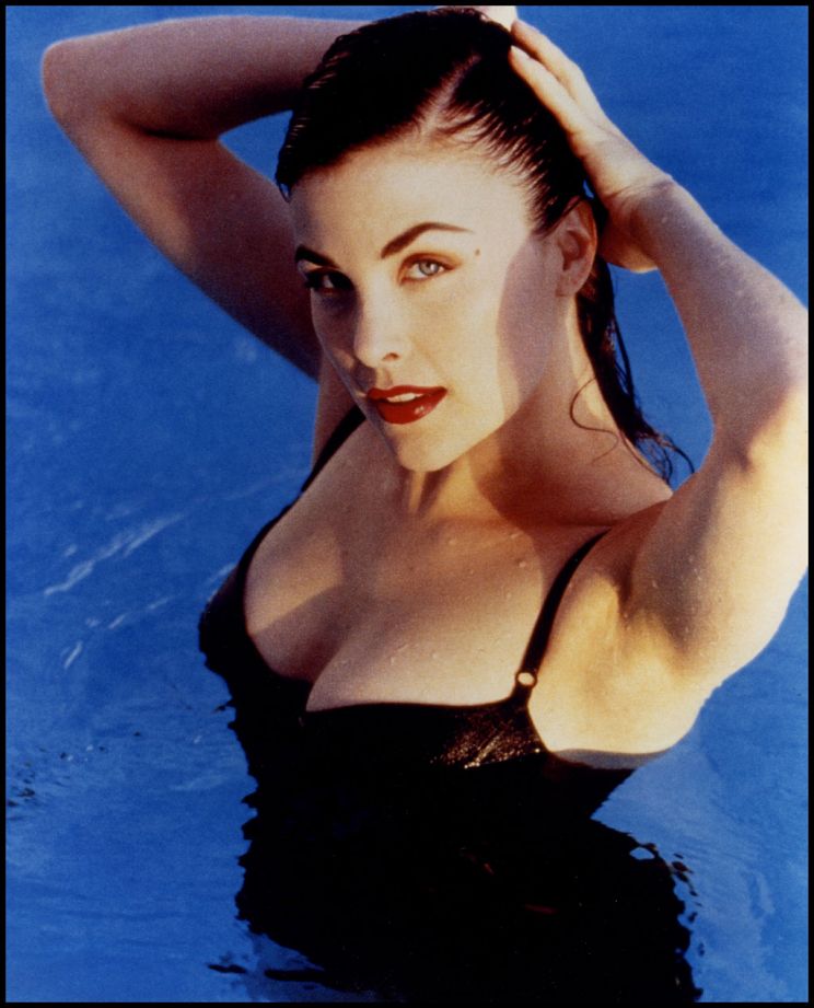 Sherilyn Fenn