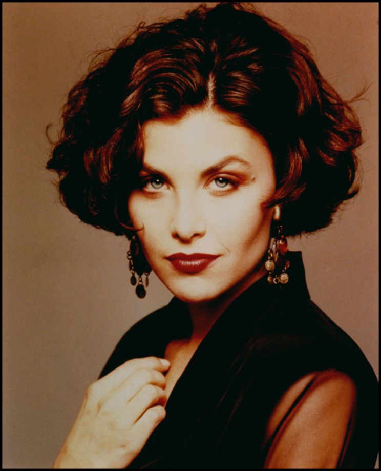 Sherilyn Fenn