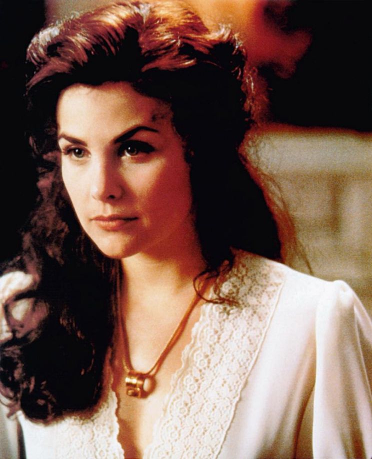 Sherilyn Fenn
