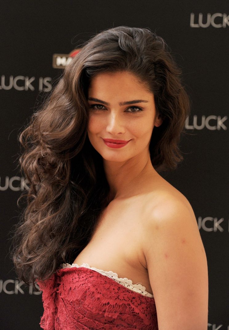 Shermine Sharivar