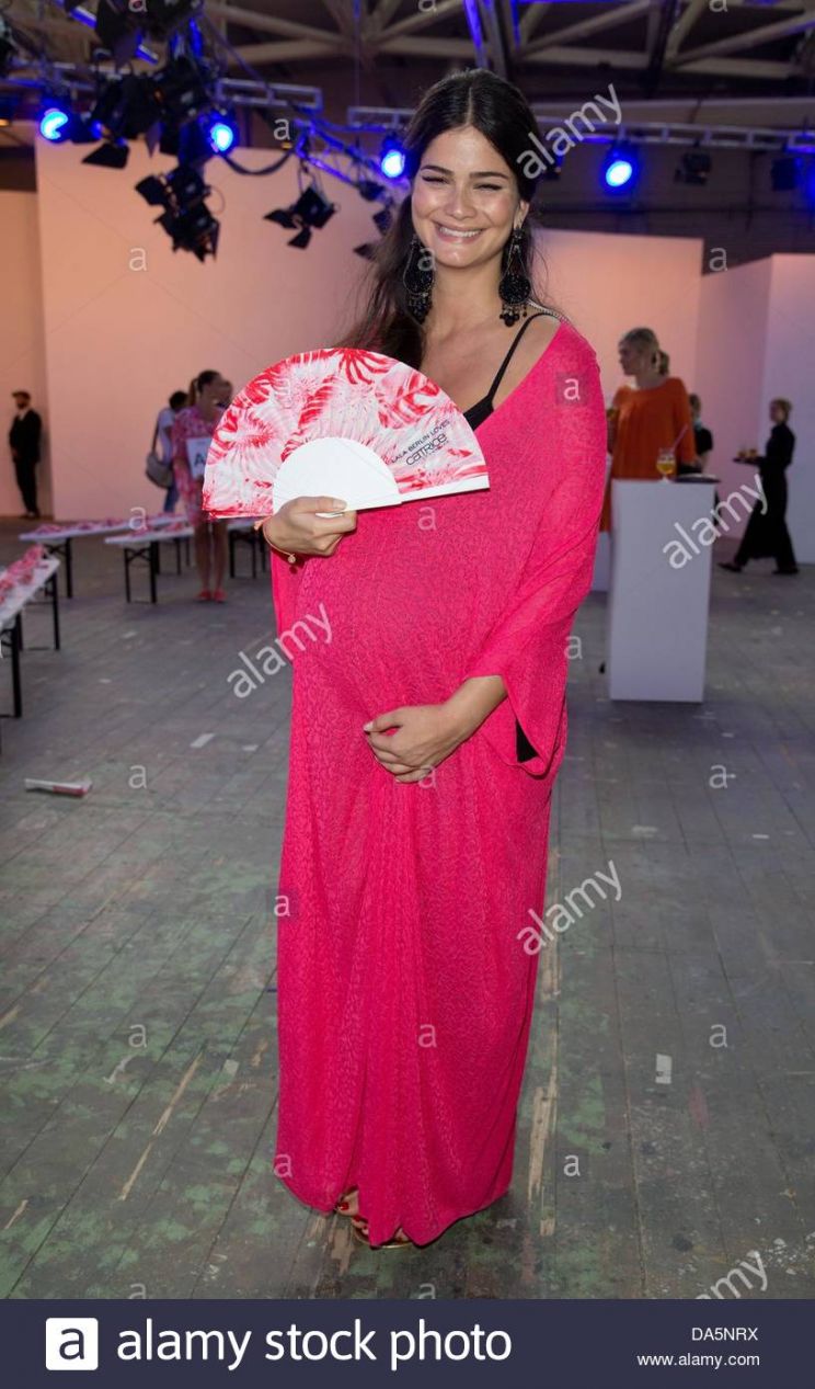 Shermine Sharivar