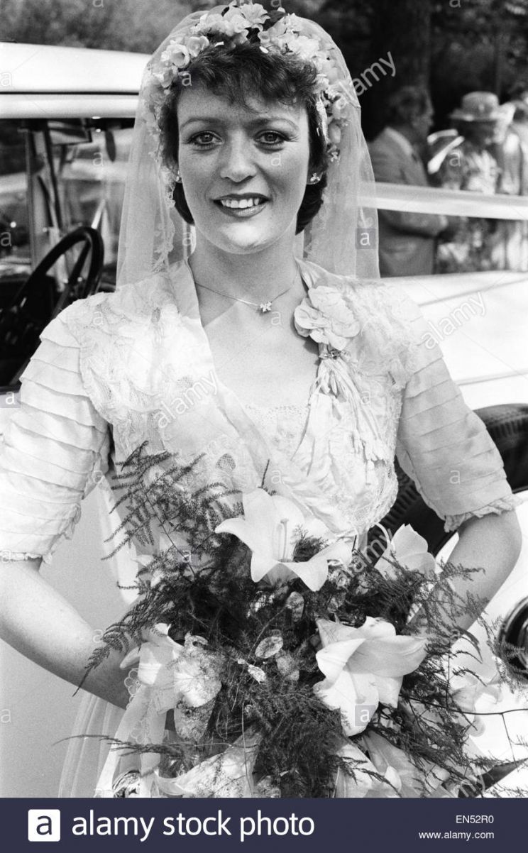 Sherrie Hewson