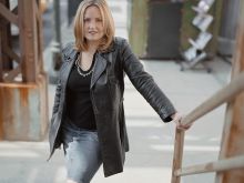 Sherry Stringfield