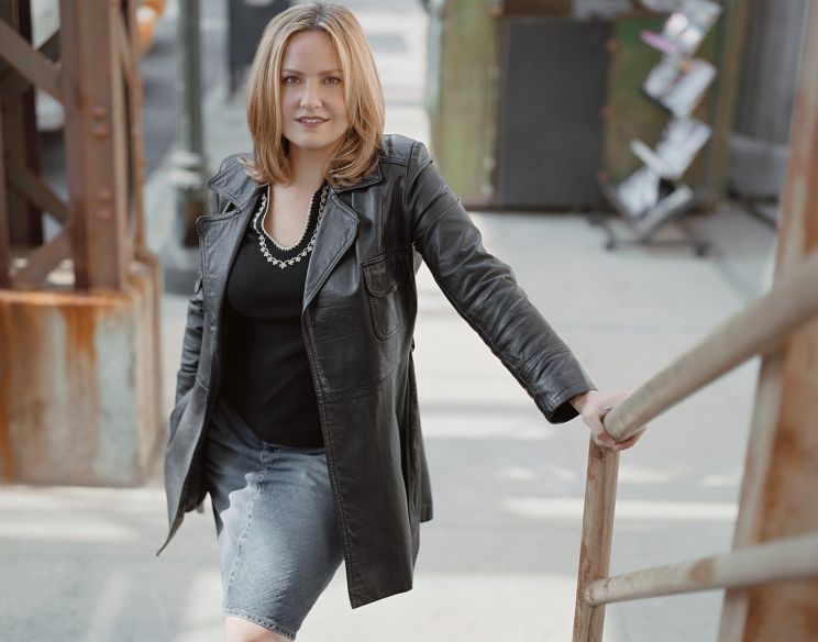 Sherry Stringfield