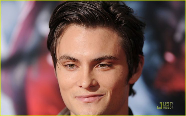 Shiloh Fernandez