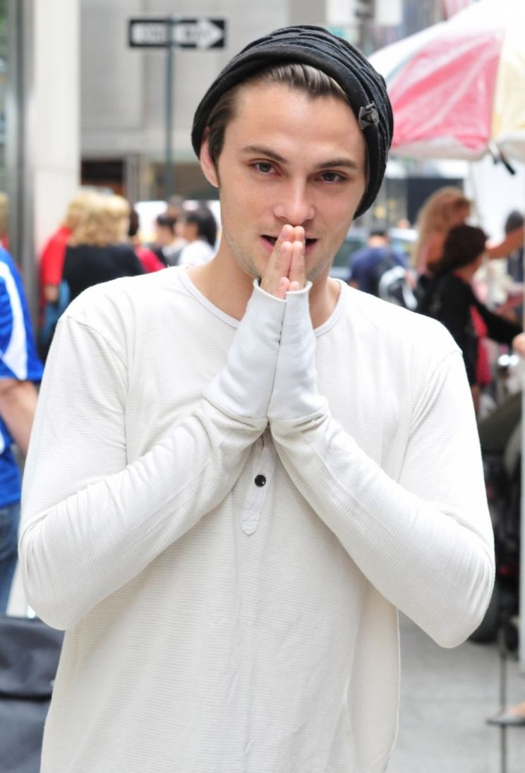 Shiloh Fernandez