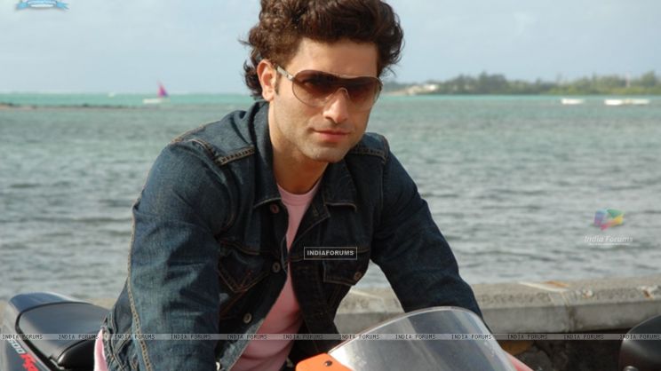 Shiney Ahuja