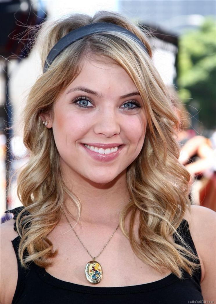 Shira Scott Astrof