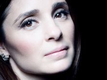 Shiri Appleby