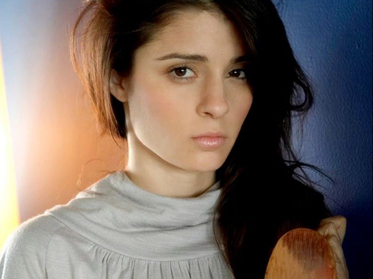 Shiri Appleby