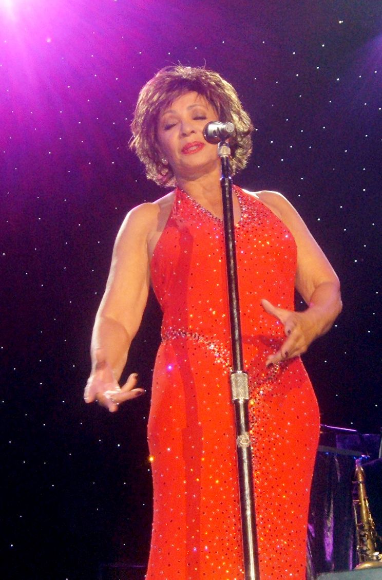 Shirley Bassey