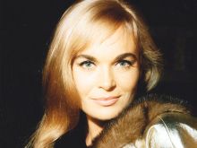 Shirley Eaton