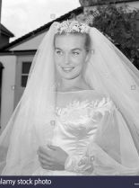 Shirley Eaton photo