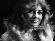 Shirley Knight