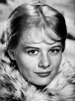 Shirley Knight