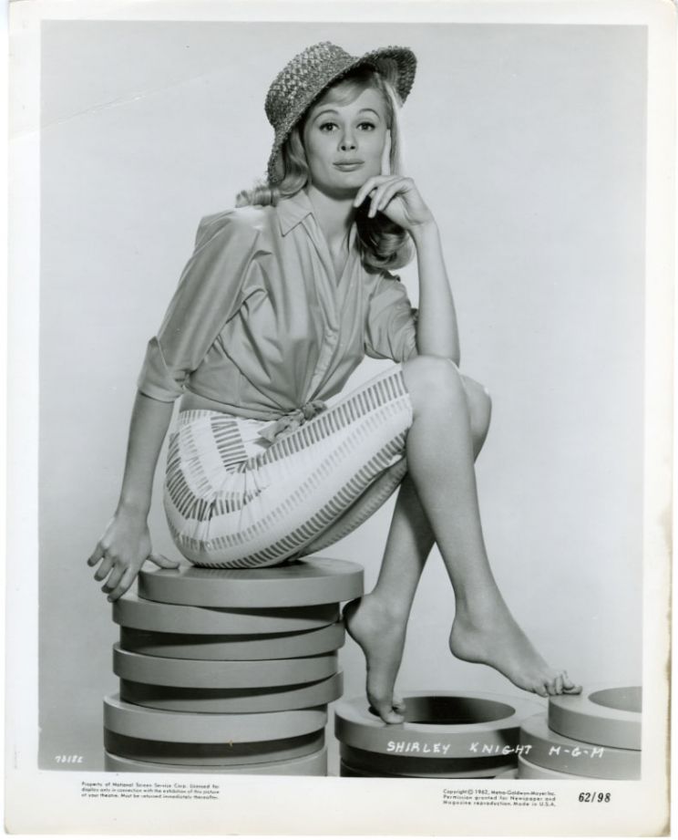 Shirley Knight