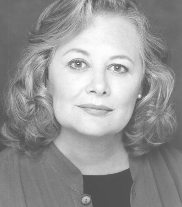 Shirley Knight