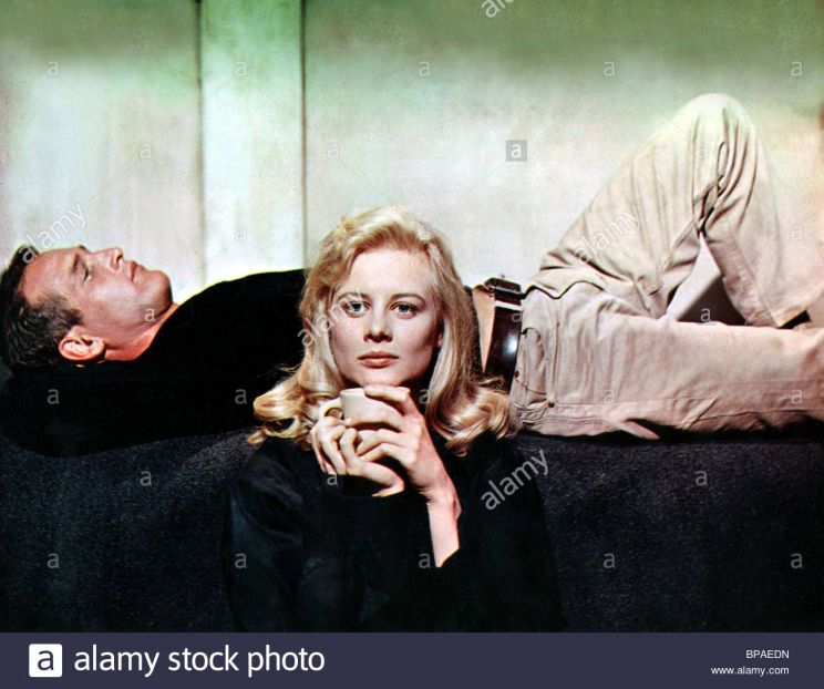 Shirley Knight