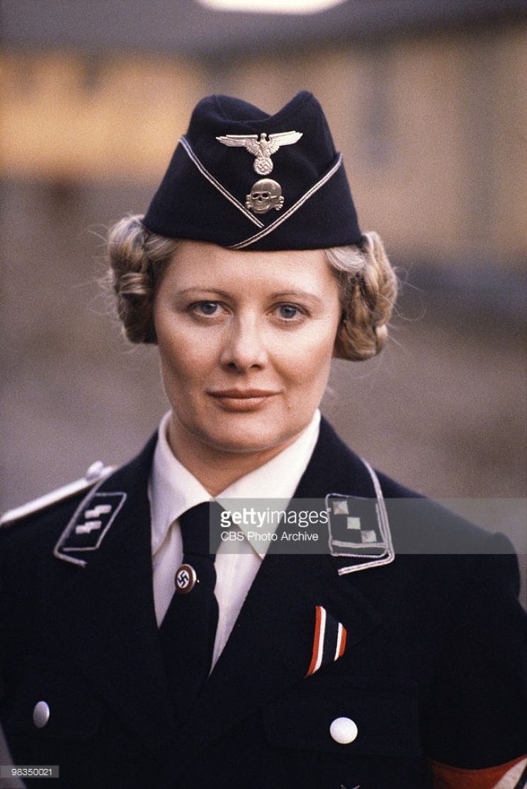 Shirley Knight