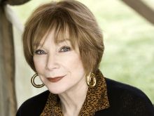 Shirley MacLaine photo