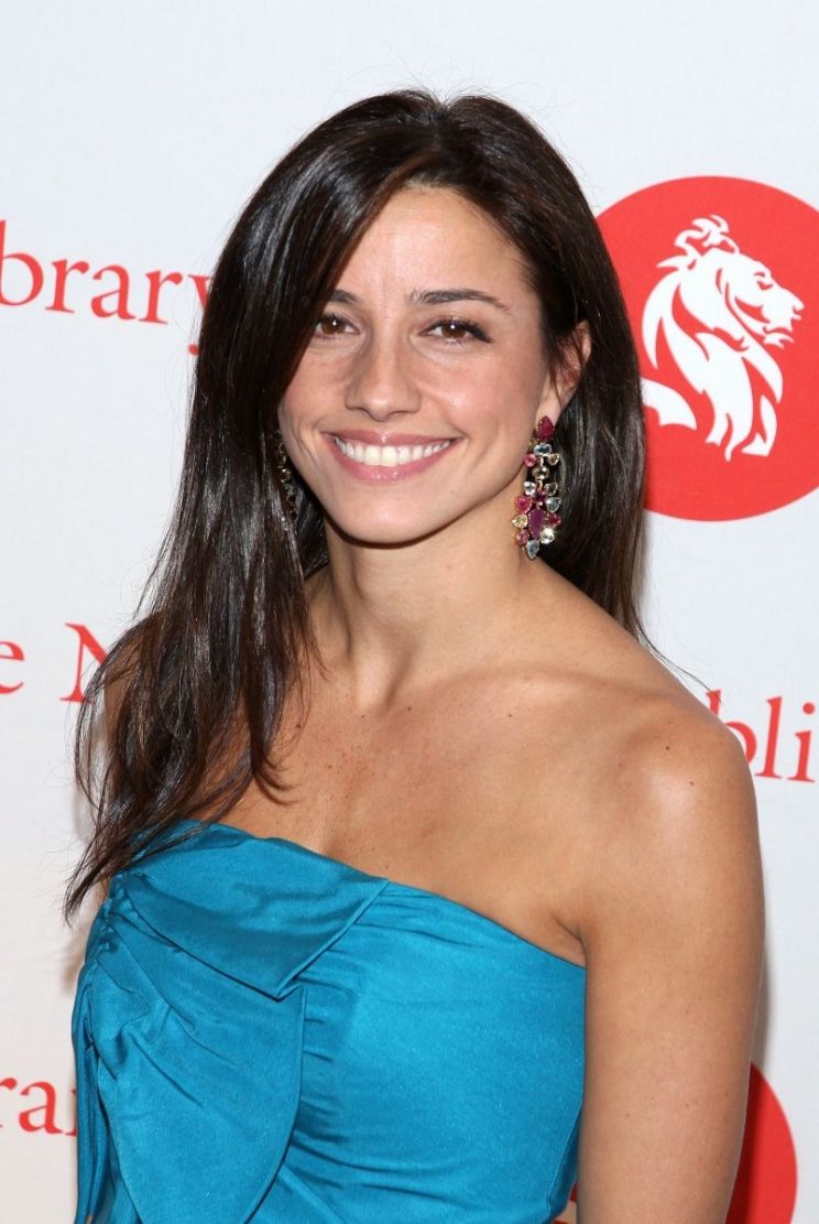 Pictures of Shoshanna Lonstein