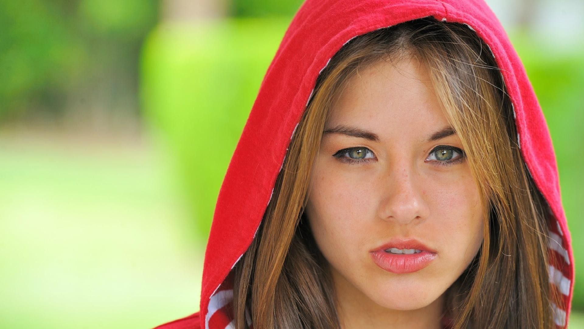 Pictures of Shyla Jennings