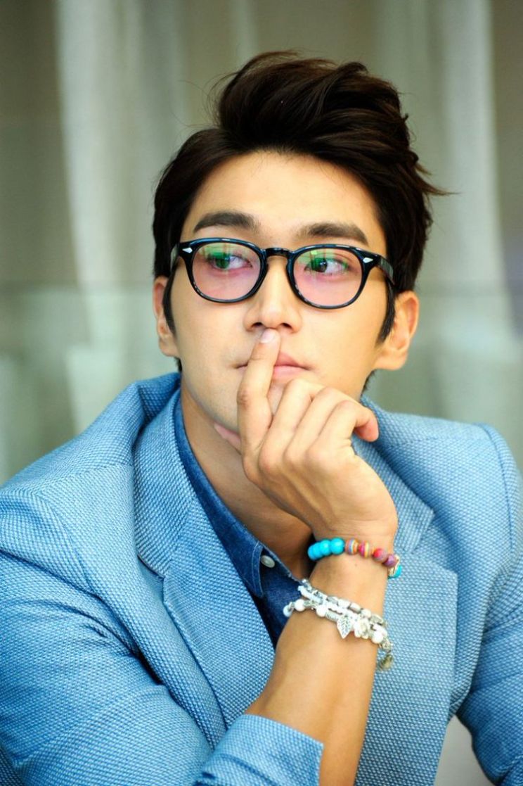 Si Won Choi