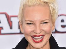 Sia