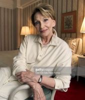 Siân Phillips