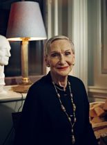 Siân Phillips