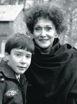 Siân Phillips