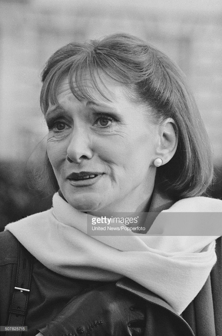 Siân Phillips