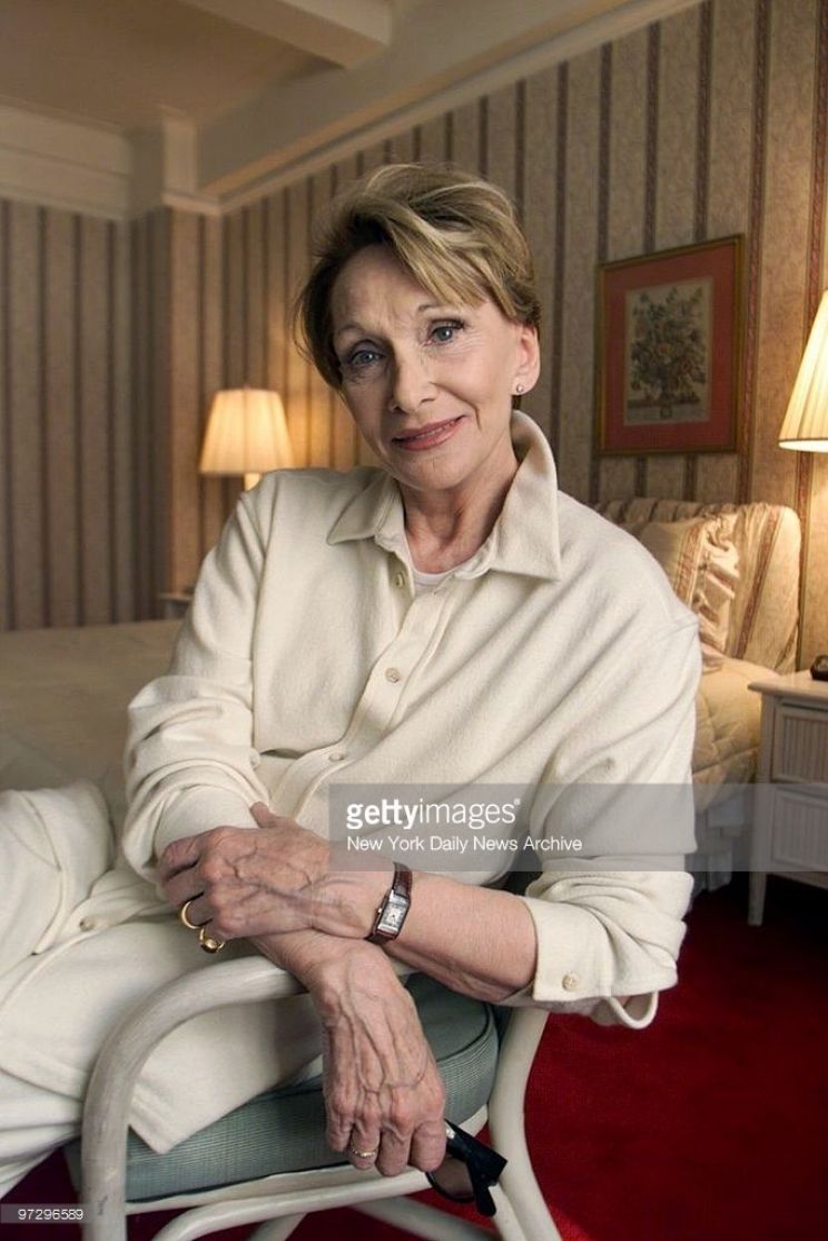 Siân Phillips