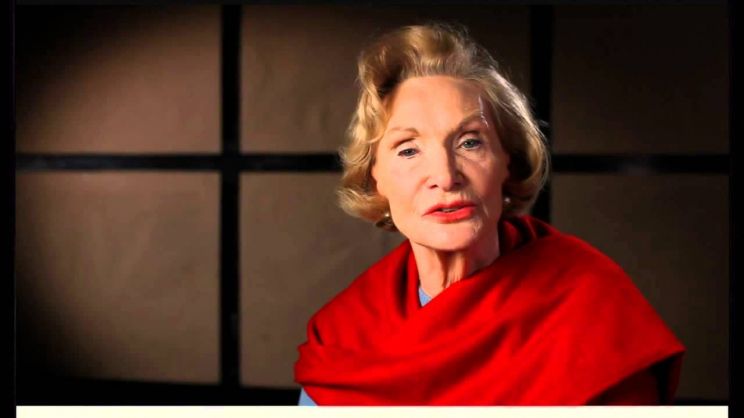 Siân Phillips