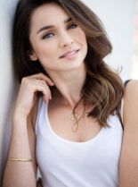 Sianad Gregory #1794342 picture (Portrait Medium)