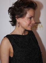 Sigrid Thornton