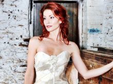 Simmone Mackinnon