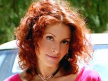 Simmone Mackinnon