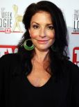 Simmone Mackinnon