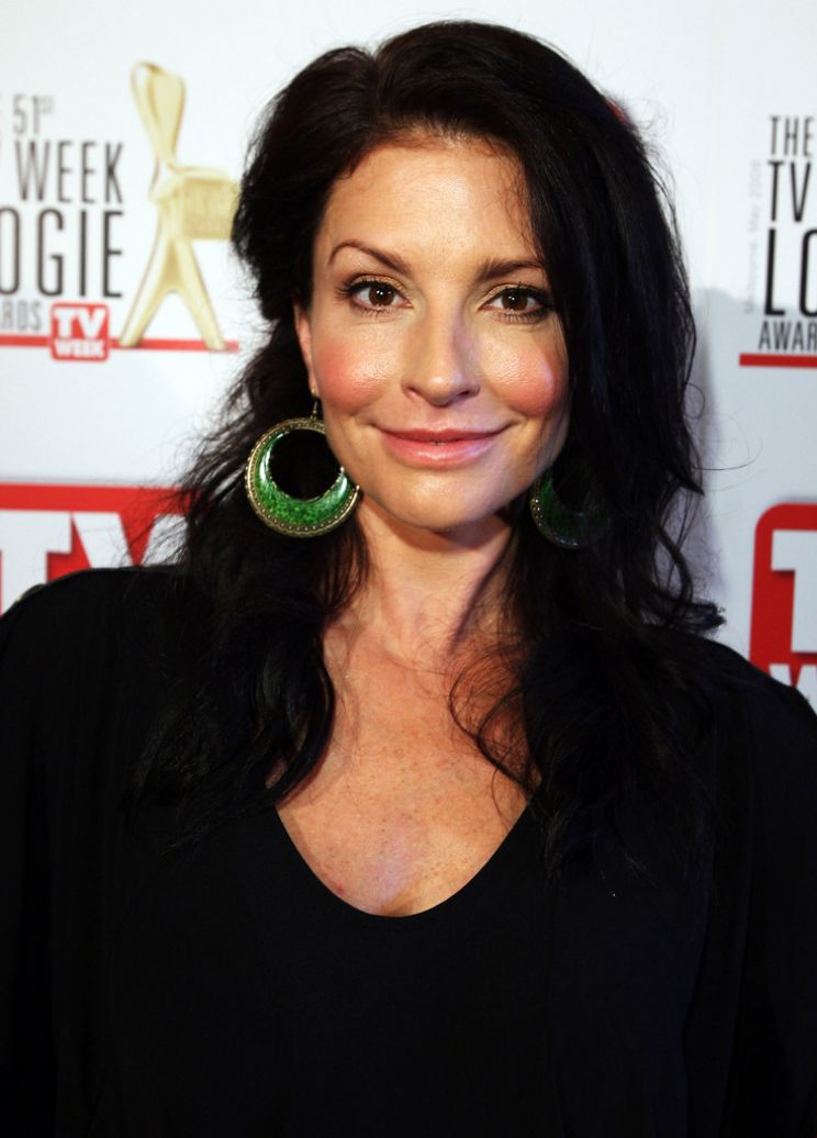 Simmone Mackinnon