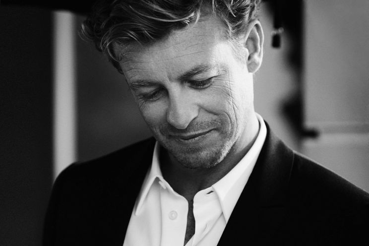 Simon Baker