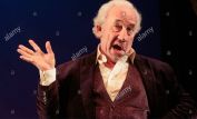 Simon Callow